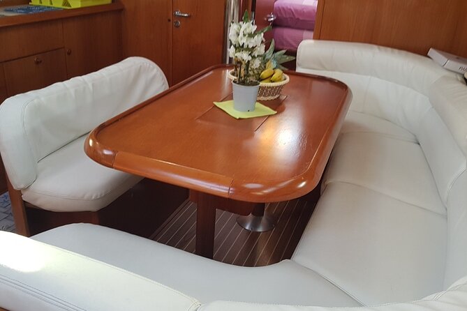 Sailing boat from Santa Teresa di Gallura to the Maddalena Archipelago - Lunch, drinks, and the social side of the boat