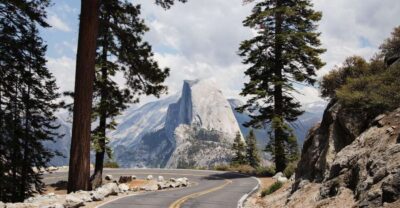 Yosemite Park 2-Day Trip with Accommodation