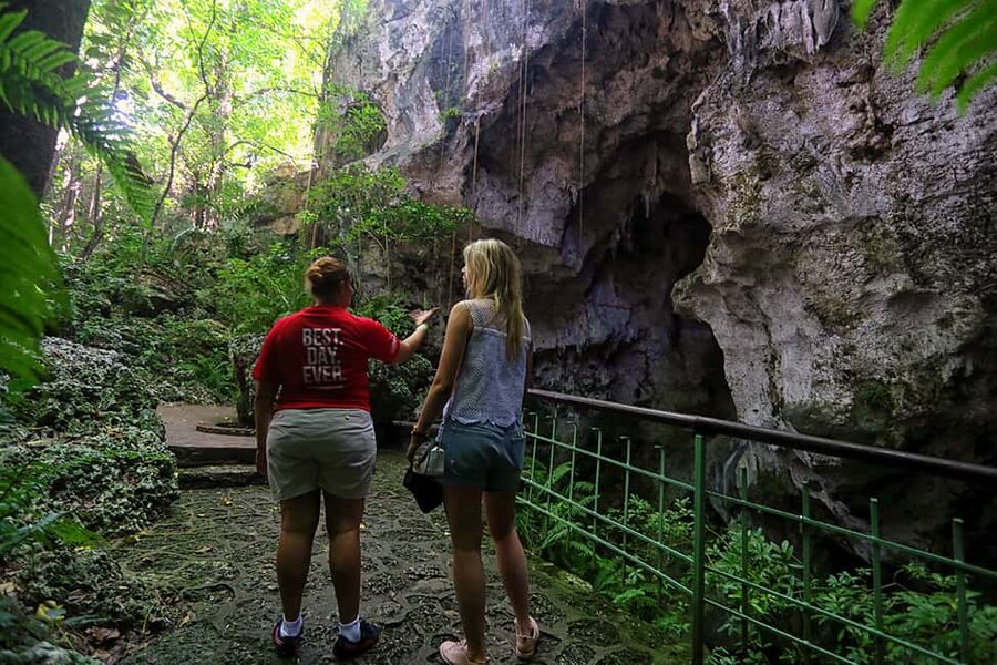 Santo Domingo: Three Eyes National Park Guided Tour - Who should book this cave tour?