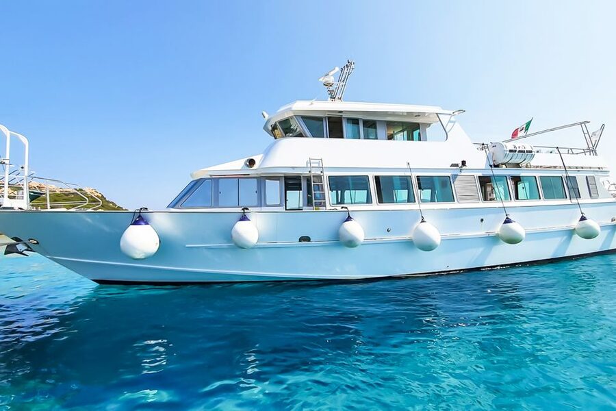 Sardinia: La Maddalena Archipelago Full-Day Trip by Boat - Commentary is flexible, but the sea gets loud
