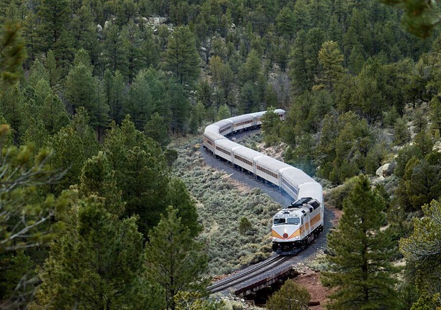 Sedona/Flagstaff: Grand Canyon Tour & First-Class Train Ride - South Rim Viewpoints With Your Guide