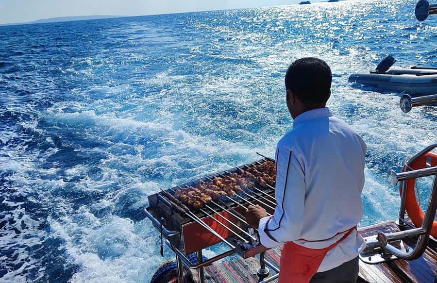 Sharm el-Sheikh: Premium Ras Mohammed & White Island Cruise - Why Ras Mohammed makes this cruise worthwhile