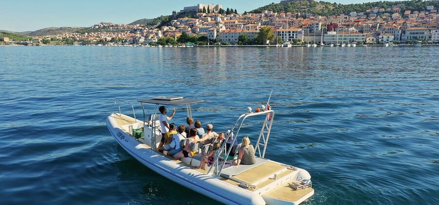Sibenik: Full-Day Kornati National Park Boat Tour - The small-boat difference