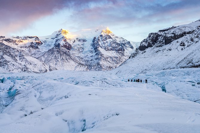 Skaftafell: Blue Ice Cave & Glacier Hike on Vatnajökull - The 20-minute ride to the glacier