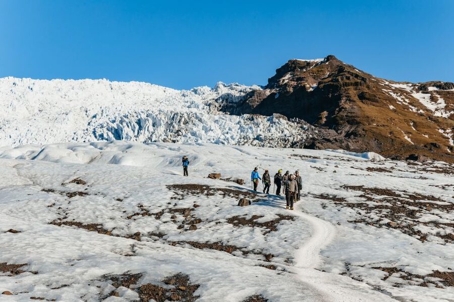 Skaftafell: Falljokull Glacier Easy Group Hike - Who should book this glacier hike?