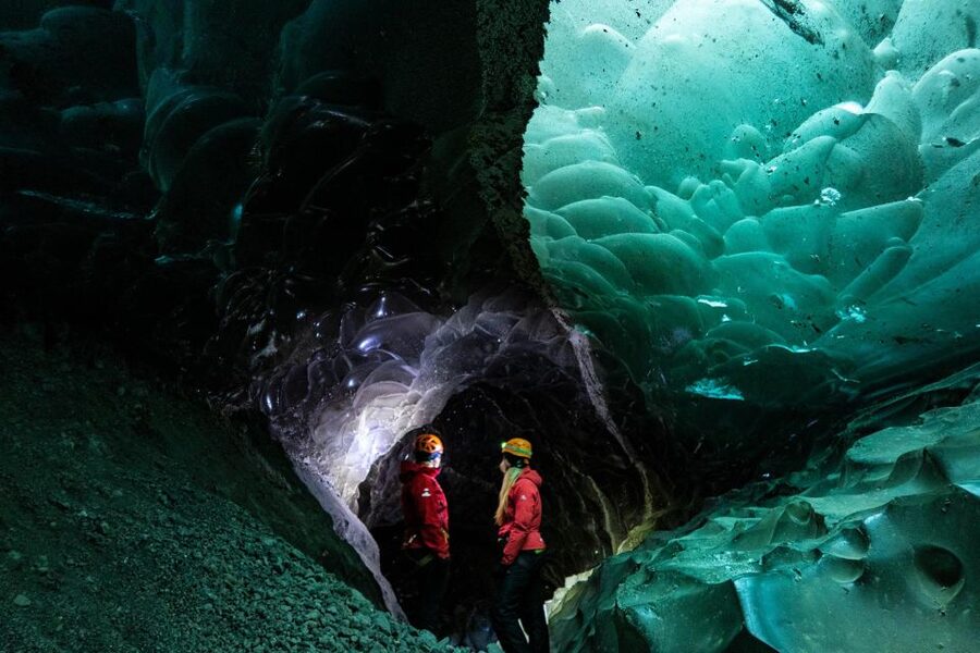 Skaftafell: Ice Cave Experience - Walking on Falljökull with crampons