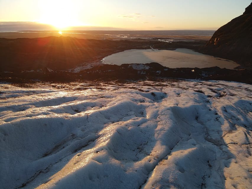 Skaftafell National Park: Falljokull Ice Climb and Hike - Crampons, safety lines, and the first steps on ice