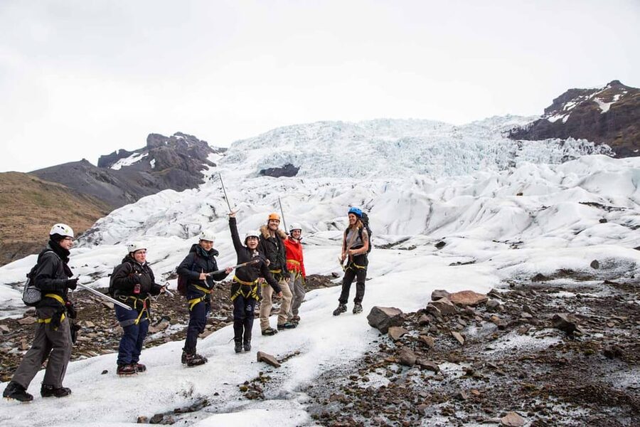 Skaftafell: Small-Group Vatnajökull Glacier Hike (Moderate) - Who should book this Falljökull hike?