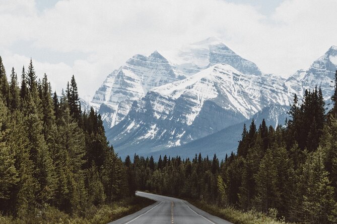 Smartphone Audio Driving Tour between Banff and Calgary - Starting with the Upper Hot Springs and Banff