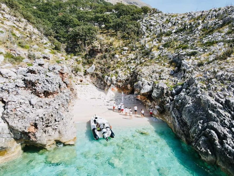 Speed Boat Tour to National Park and Grama Bay - Practical planning for a safe, comfortable day