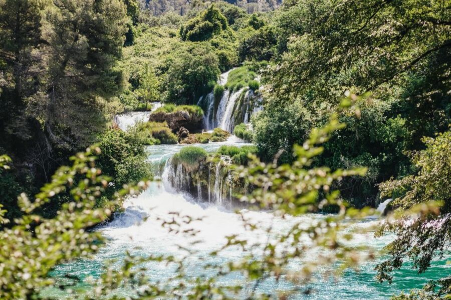 Split: Krka Waterfalls Trip with Boat Cruise and Swimming - Skradinski Buk, with one hour guided and two hours free