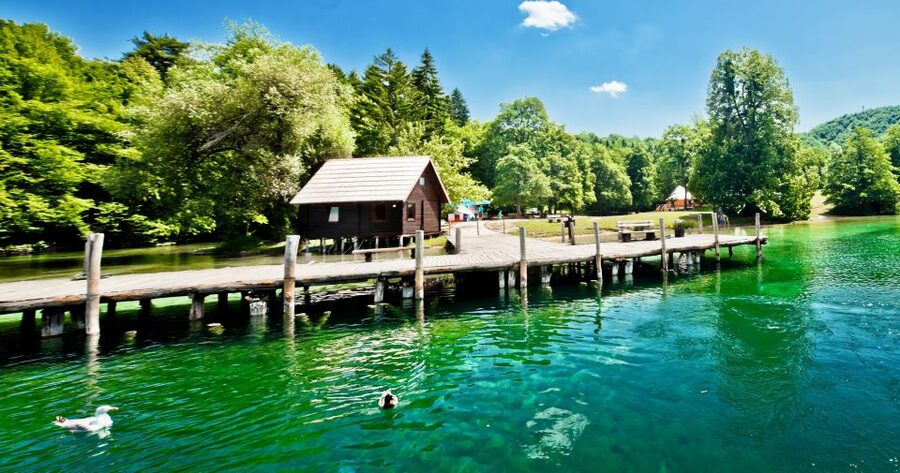 Split: Transfer to Zagreb with Plitvice Lakes Entry Tickets - The second café stop and onward drive
