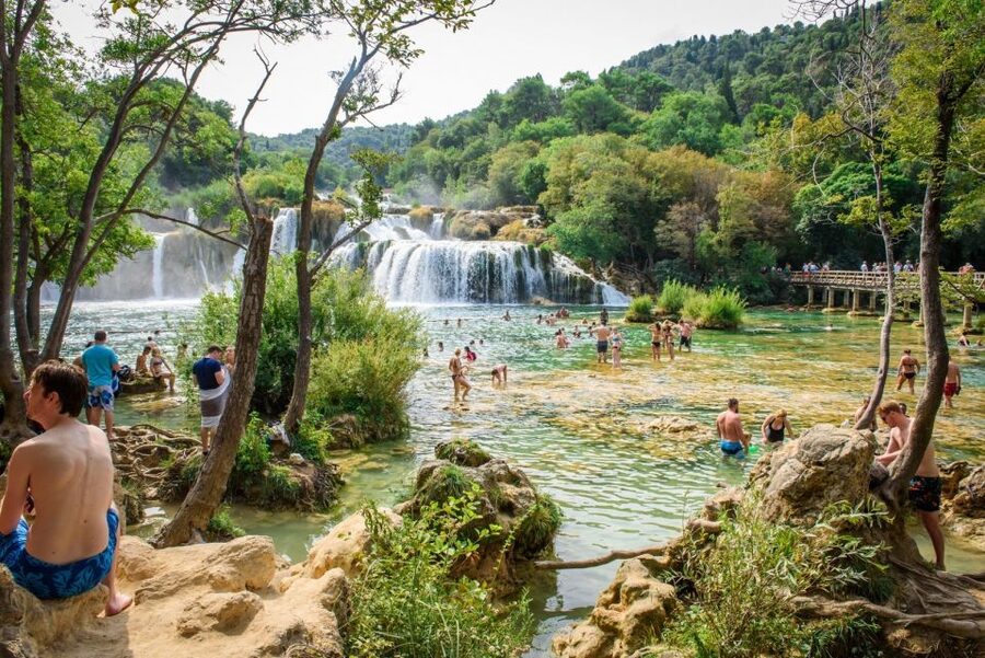 Split/Trogir: Krka National Park Day Trip with Wine Tasting - What the guides add to the day