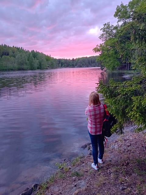 Stockholm: Sunset Hike in Tyresta National Park with Meal - How difficult is the hike?