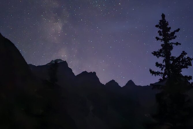 Sunset at Moraine Lake & Stargazing Tour from Canmore/Banff - Cold weather, uneven ground, and what to pack