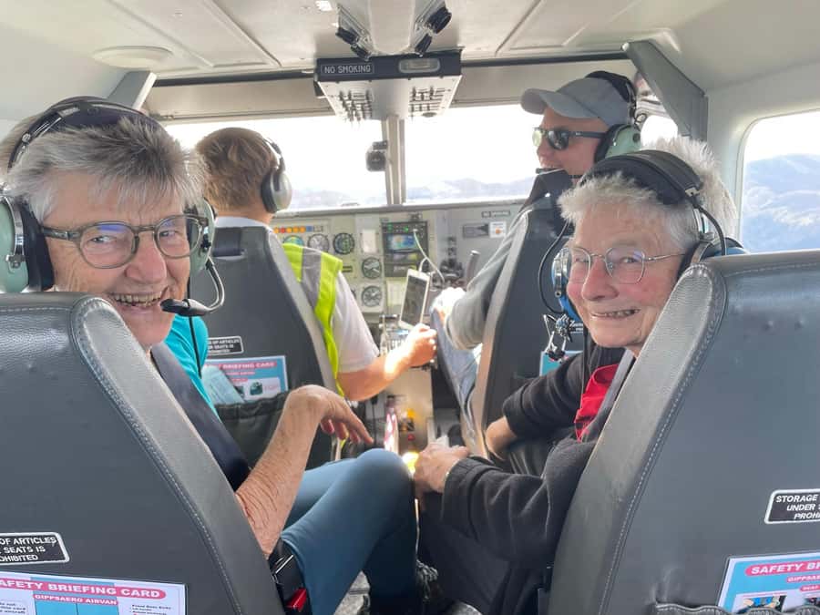 Takaka: Farewell Spit/Abel Tasman Scenic Flight - Aircraft choice, comfort, and the small-group feel