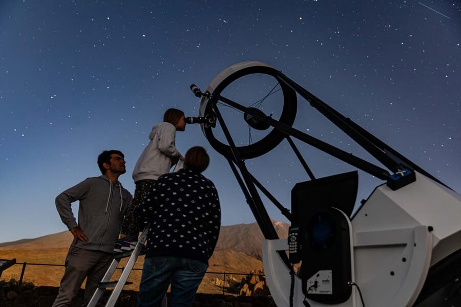 Teide National Park: Guided Large Telescope Stargazing Tour - The three-hour evening, from arrival to first stars