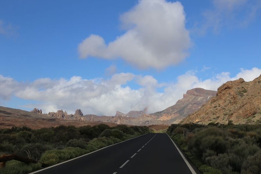 Tenerife: Mount Teide Quad Tour in Tenerife National Park - Following the mountain roads toward Teide