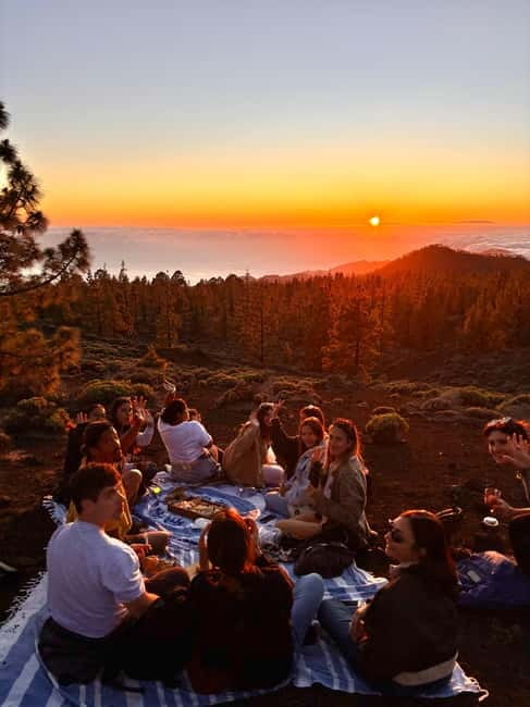 Tenerife: Teide National Park Sunset Picnic and Stargazing - From Los Cristianos to the volcanic high country