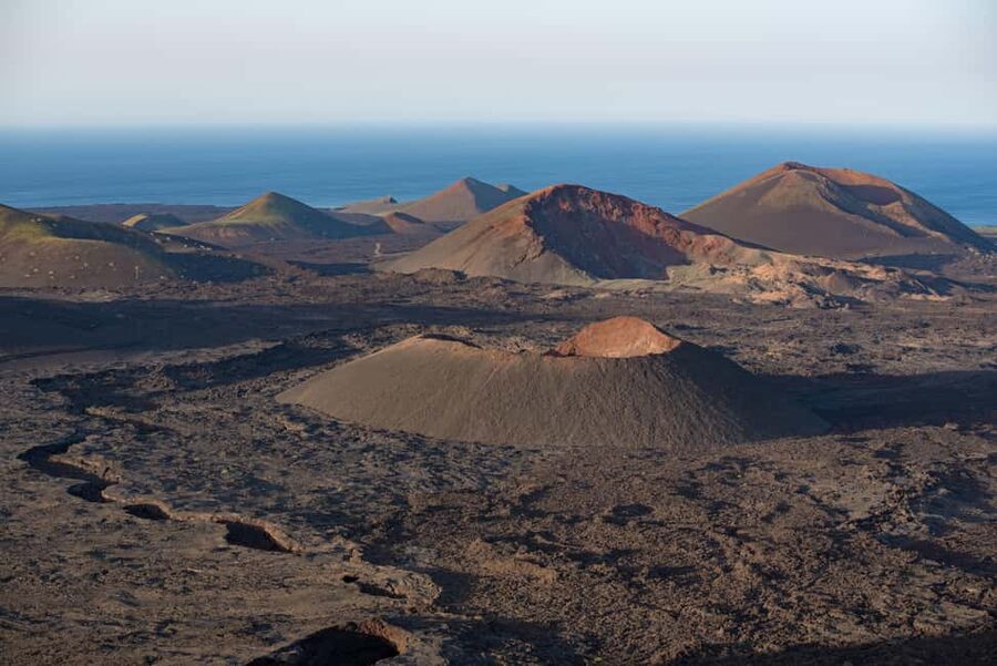 Timanfaya National Park: Evening Tour with Volcano Dinner - Sunset, live music, and the evening mood