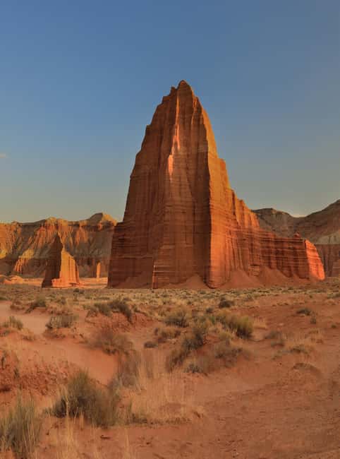 Torrey: Capitol Reef Temples of the Sun & Moon Private Tour - What the private format changes