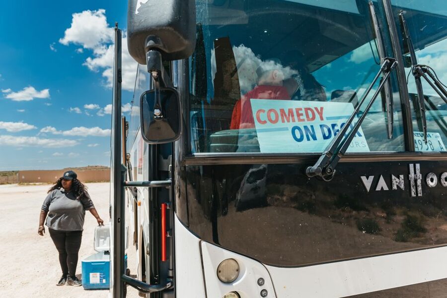 Vegas: Grand Canyon, Hoover Dam, Skywalk Option, & Two Meals - How the guide shapes the day