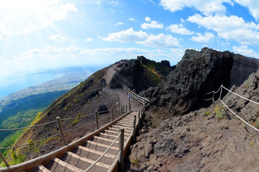 Vesuvius National Park Skip-the-Line Ticket - Walking from the gate to the crater