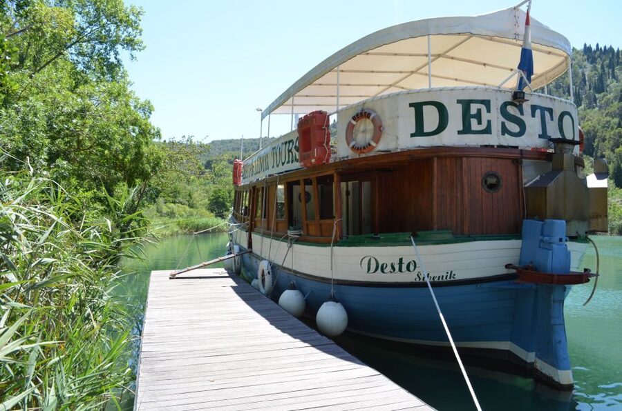 Vodice: Krka Waterfalls National Park Boat Tour - Fresh mussels from a local farm