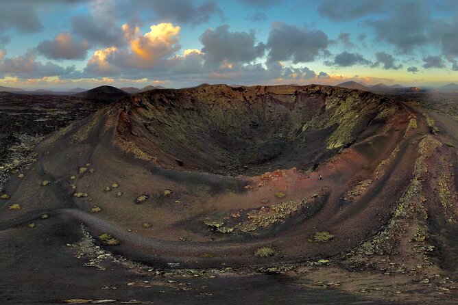 Volcano Trekking Tour (Timanfaya eruptions) - Key points at a glance