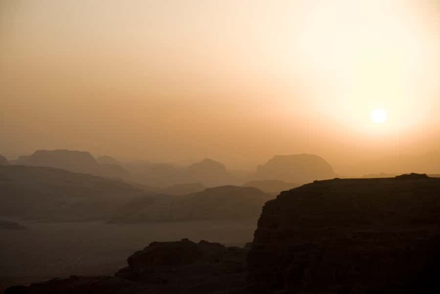 Wadi Rum: Explore 10-Hour Jeep Tour Pass, Guide, Meal & Stay - Why a full day makes sense in Wadi Rum