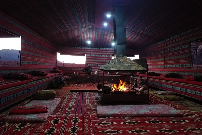 Wadi Rum Jeep Tour & Camp; Overnight - Little Arch and Um Frouth Arch