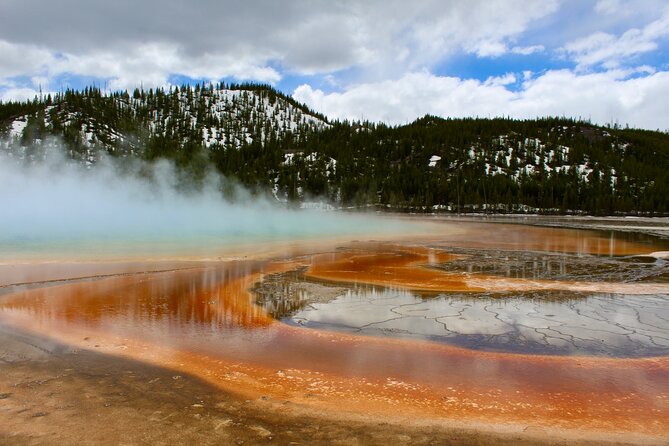 Yellowstone Lower Loop Full-Day Tour - Lake Yellowstone from the road