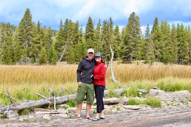 Yellowstone Lower Loop Full-Day Tour - The Grand Canyon and Lower Falls
