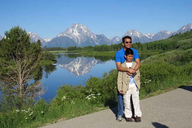 Yellowstone National Park - Full-Day Lower Loop Tour from Jackson - Yellowstone Lake and Grand Prismatic Spring
