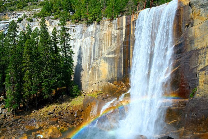 Yosemite National Park Self Guided Driving Audio Tour Guide - Tenaya Lake and the high-country views