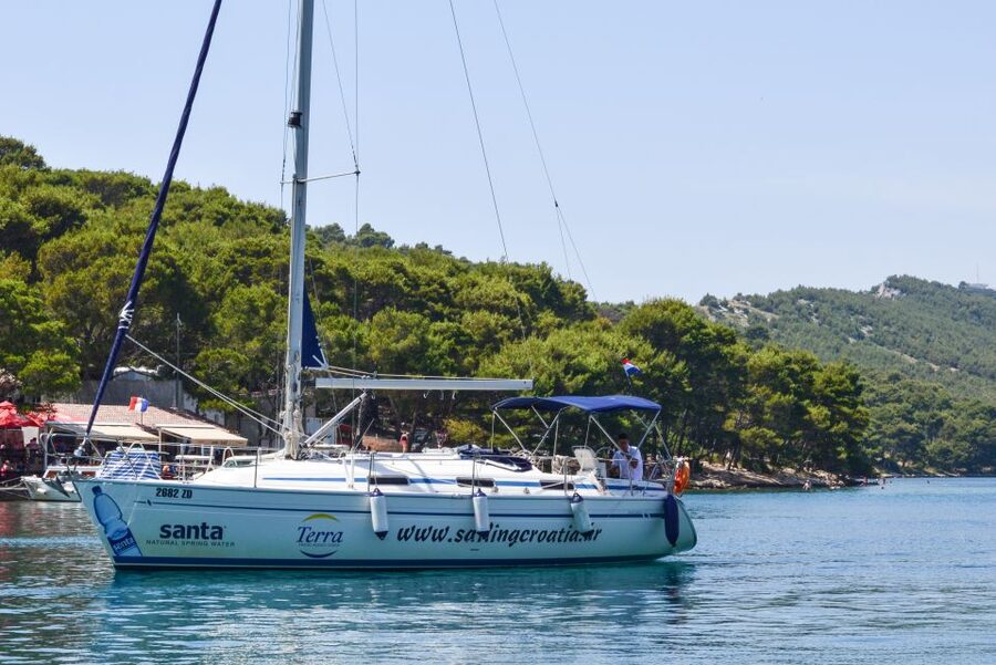 Zadar: Full-Day Sailing Trip to Kornati - The three-hour run from Marina Borik