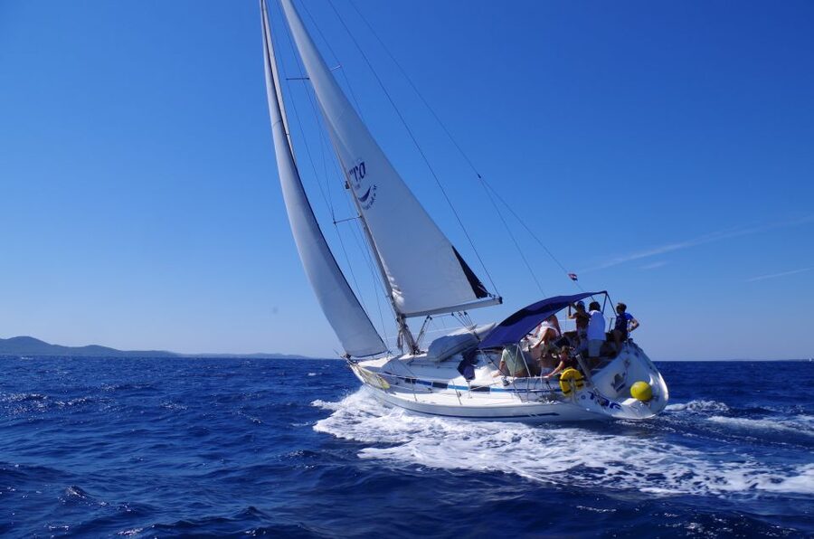 Zadar: Full-Day Sailing Trip to Kornati - Telašćica Nature Park and Lake Mir
