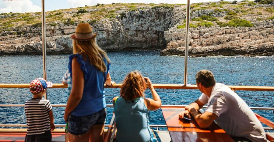 Zadar: Kornati and Telašćica Full-Day Boat Trip with Lunch - Food and drinks: enough for the day, with limits