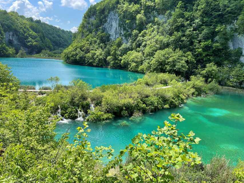 Zagreb: Rastoke & Plitvice Lakes Guided Tour with Ticket - The Lake Kozjak boat ride