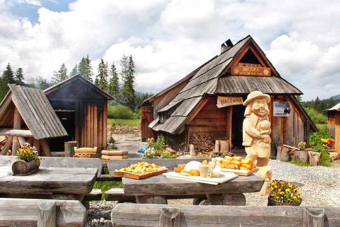 ZAKOPANE & TATRA Mountains Tour from Krakow - The road south from Krakow